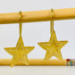 XO387 Aro Colgante con gancho Estrella borde martelado y estrella en relieve 22 x 20 mm Largo Total 35 mm Aro Baño Oro Aros Bañados hecho de Bronce Bañado en Oro 18K Joyas Bañadas en Oro
