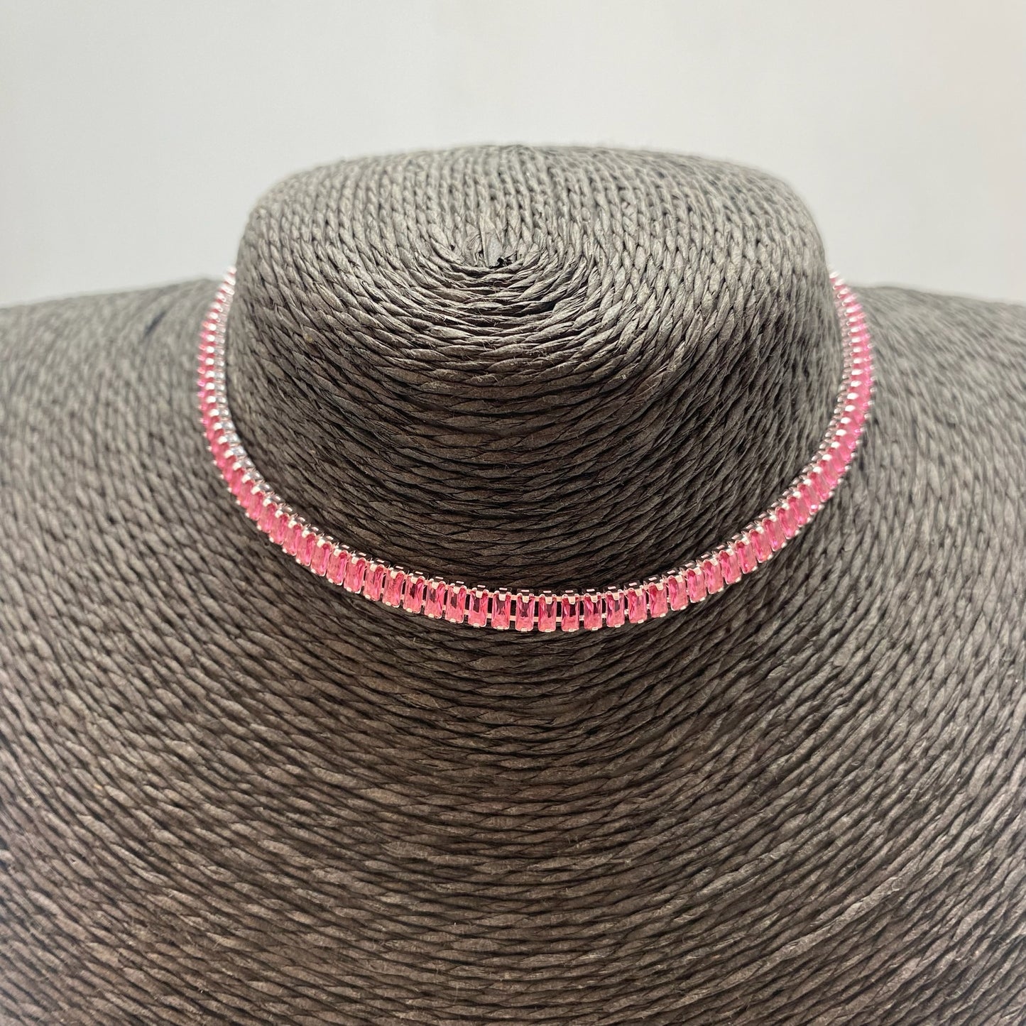 CP198 Collar Chocker Cristales Rosa Light Baguette Largo 30 cm más Extensor de 10 cm Ancho 4.5 mm Espesor 2.8 mm Collar Terminado Baño Plata Cadenas Bañadas hecho de Bronce Bañado en Plata 50 ml Joyas Bañadas en Plata