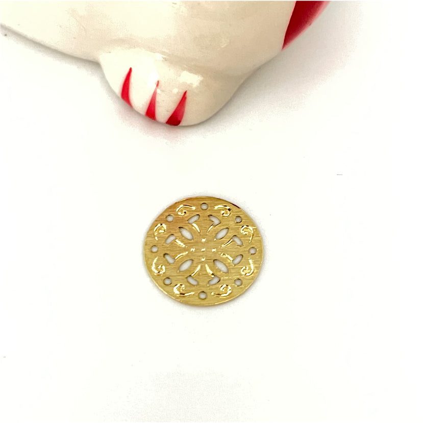 FO349 Mandala Redonda calada centro estampado 13 mm Figura Baño Oro Figuras Bañadas en Oro y Plata hecho de Bronce Bañado en Oro 18K