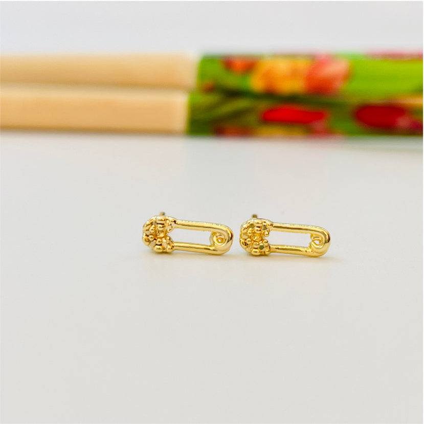 XO191 Aro Mini Alfiler de Gancho 7x3 mm Aro Baño Oro Aros Bañados en Oro y Plata hecho de Bronce Bañado en Oro 18K Joyas Bañadas en Oro